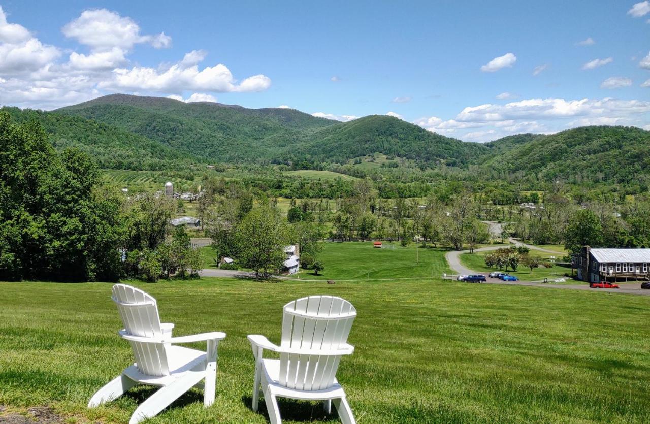 | Graves Mountain Farm & Lodges