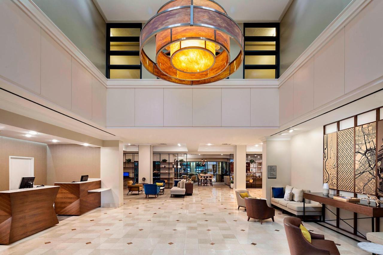  | Sheraton Suites Market Center Dallas