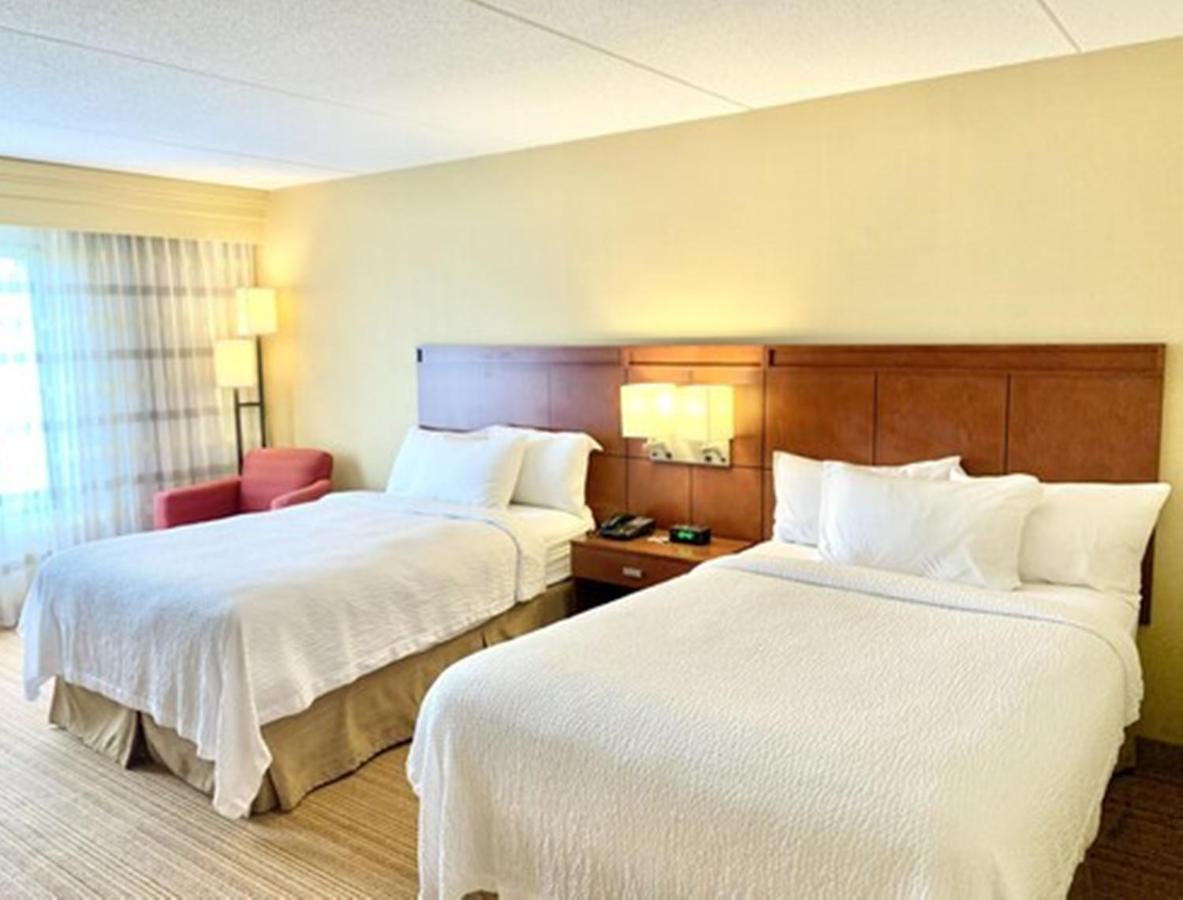 | Courtyard by Marriott Buffalo Amherst/University