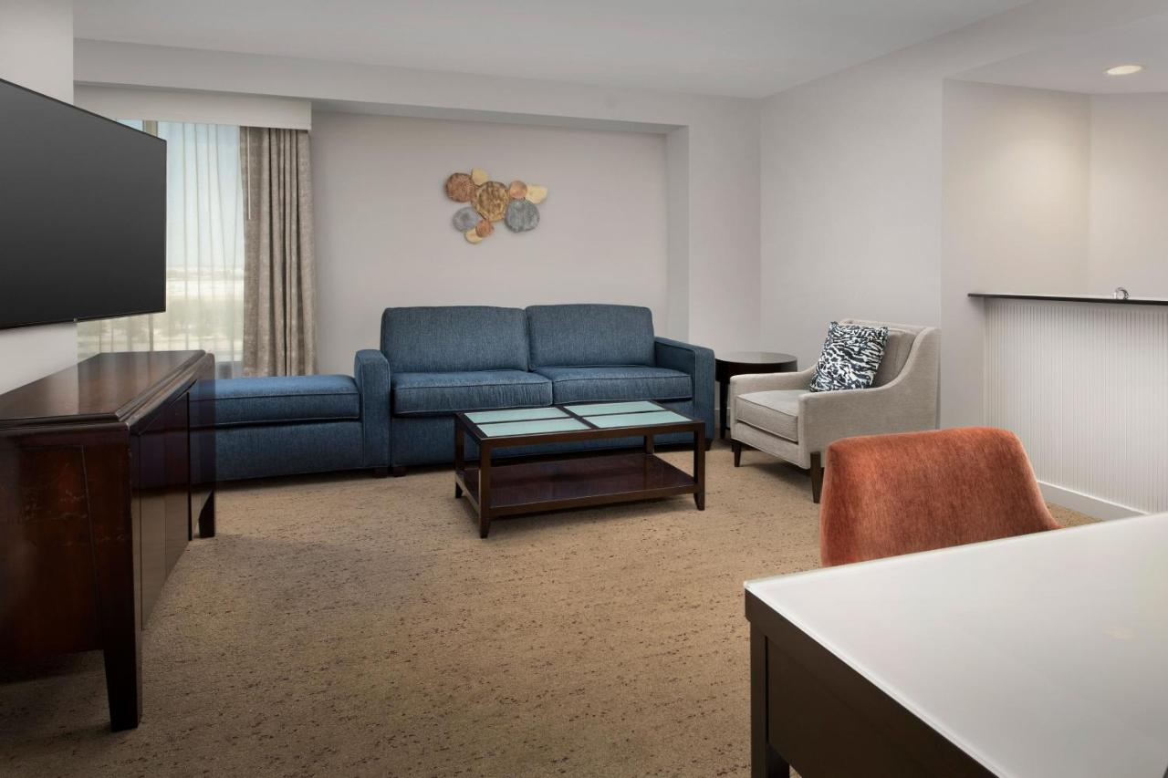 Suite, 1 King at The Westin Dallas Fort Worth Airport