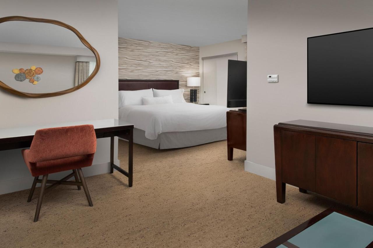 Suite, 1 King at The Westin Dallas Fort Worth Airport