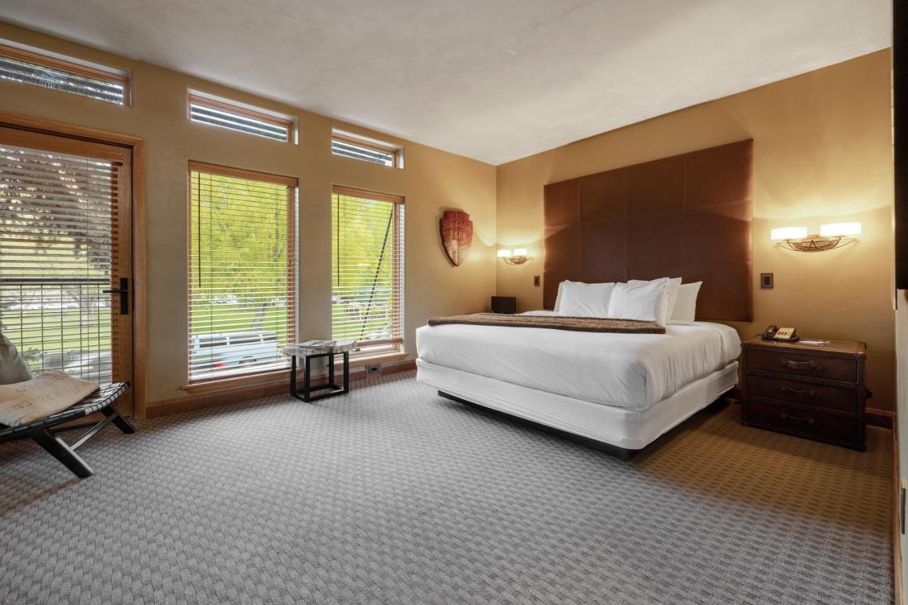 Three Bedroom Penthouse at White Buffalo Club