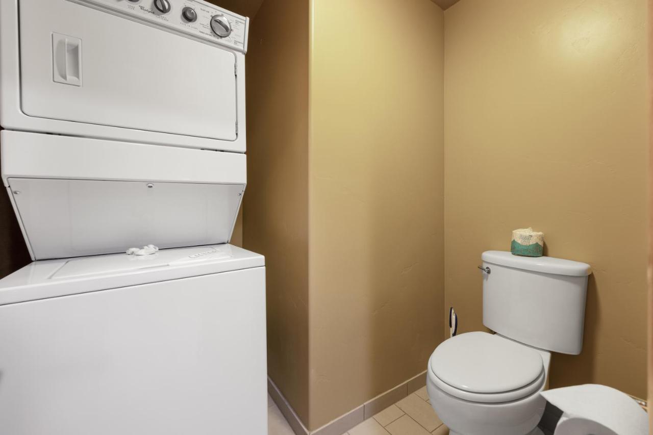 Three Bedroom Penthouse at White Buffalo Club