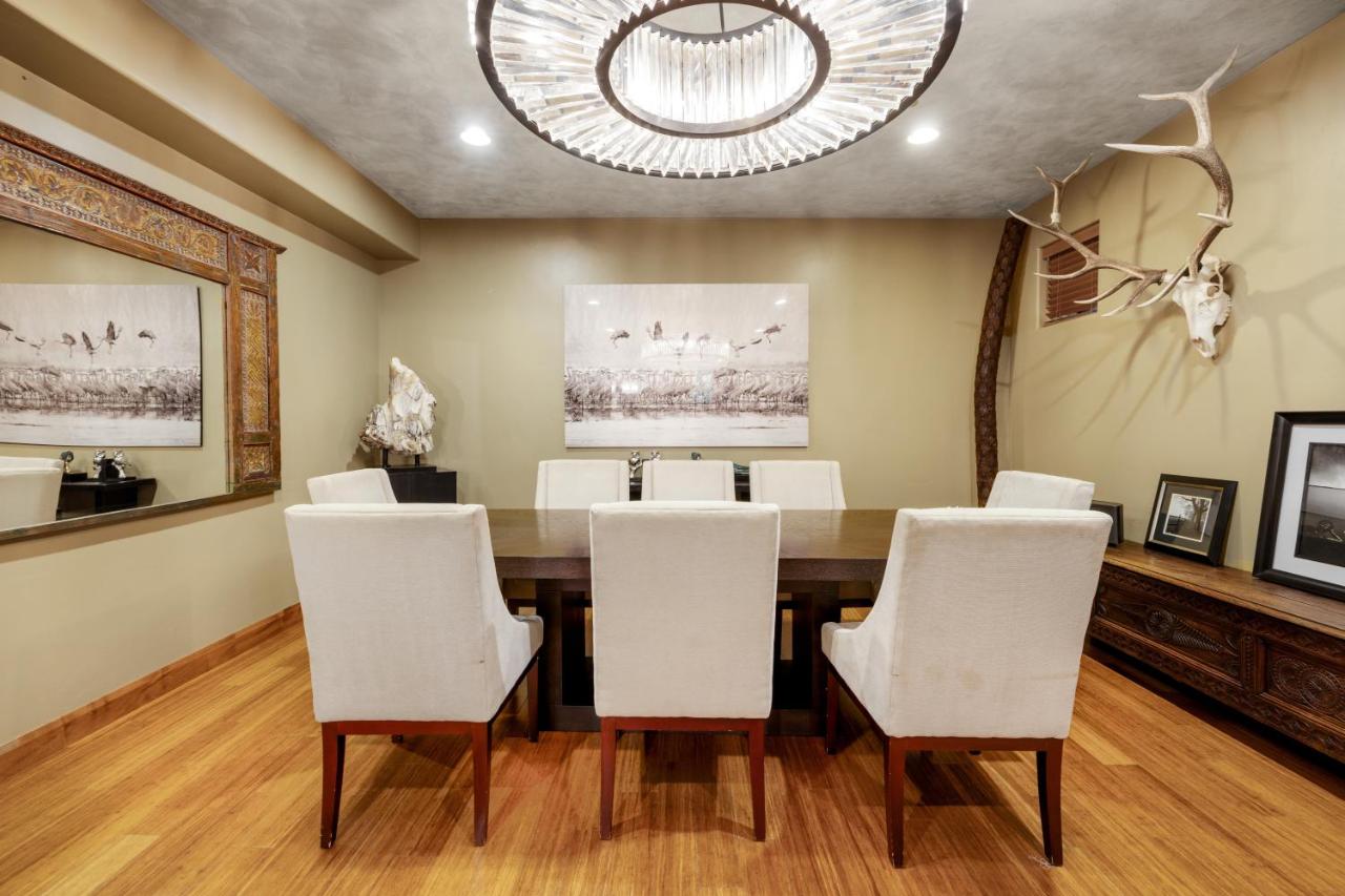 Three Bedroom Penthouse at White Buffalo Club