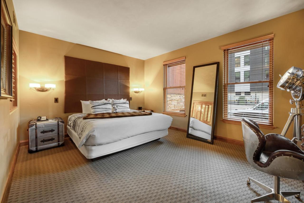Three Bedroom Penthouse at White Buffalo Club