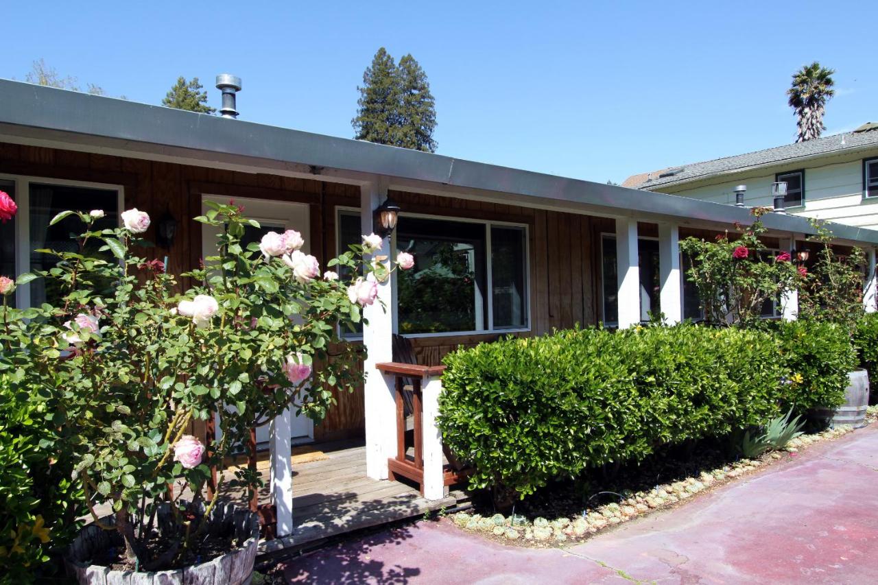  | The Woods Hotel - Gay LGBTQ Cabins