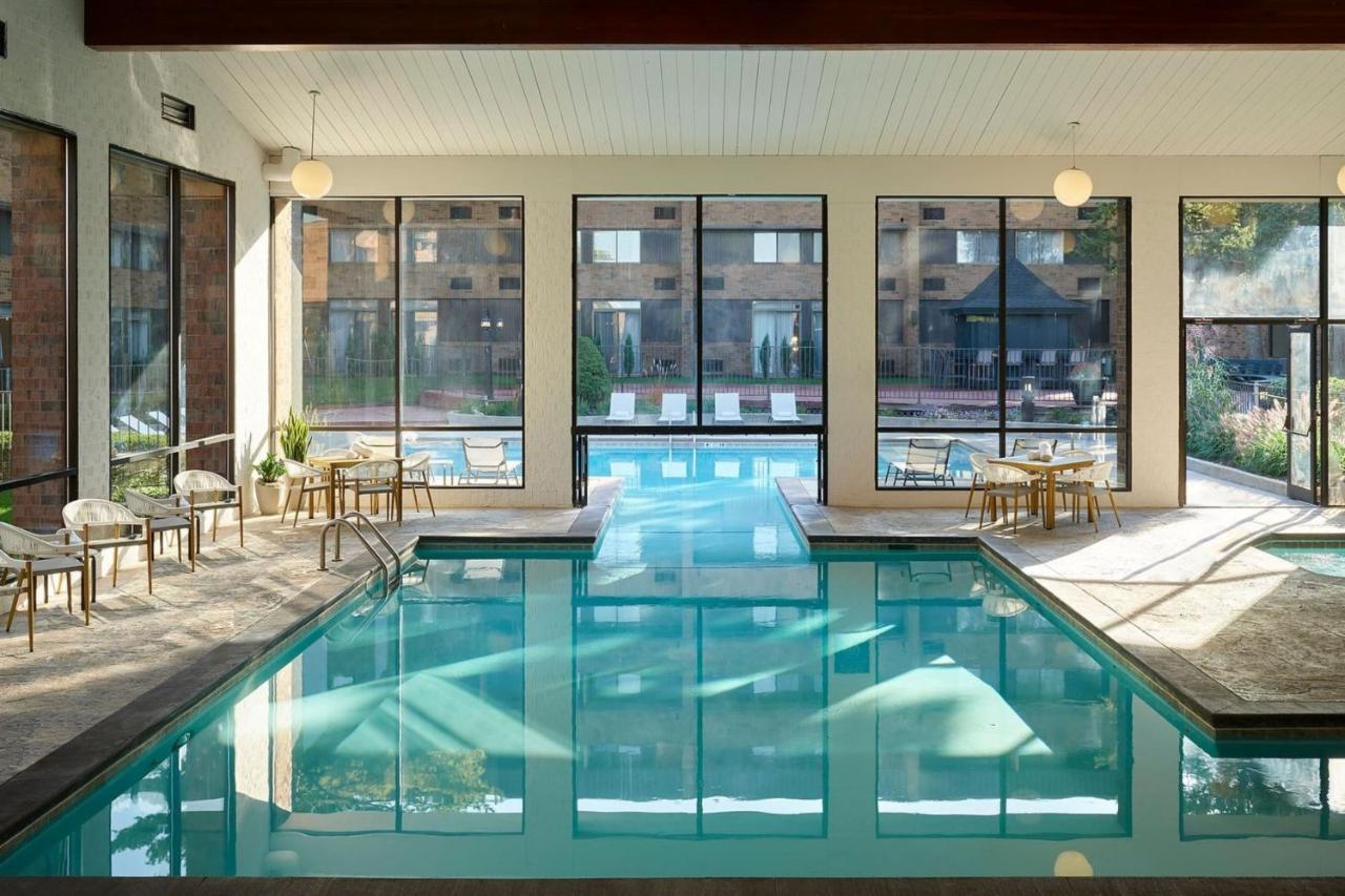  | The Plaza Hotel Grand Rapids
