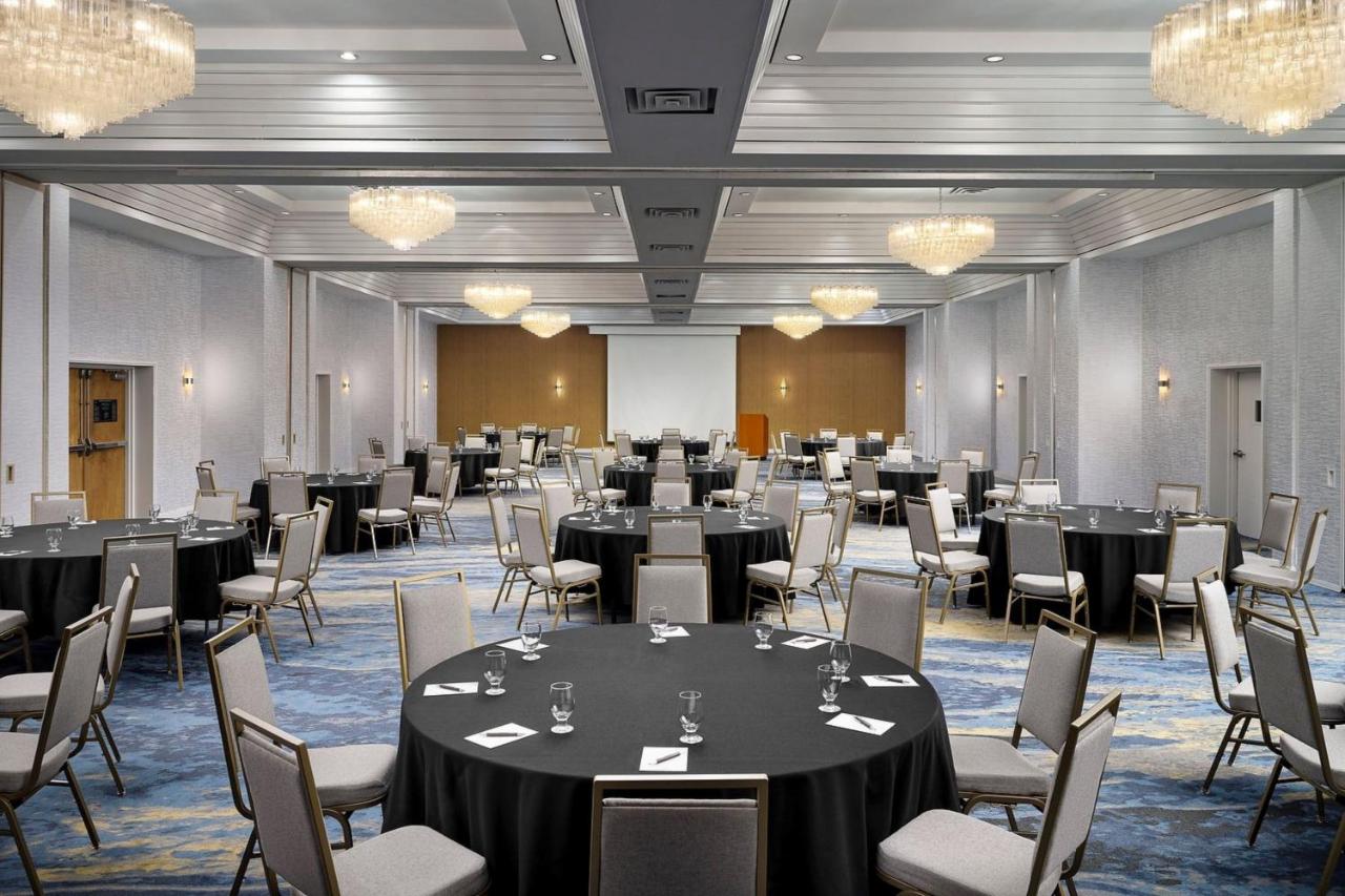  | The Plaza Hotel Grand Rapids