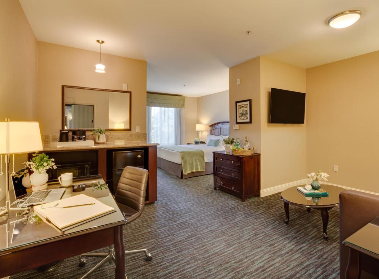 King Suite with Sofa Bed at Ayres Hotel & Spa Mission Viejo – Lake Forest