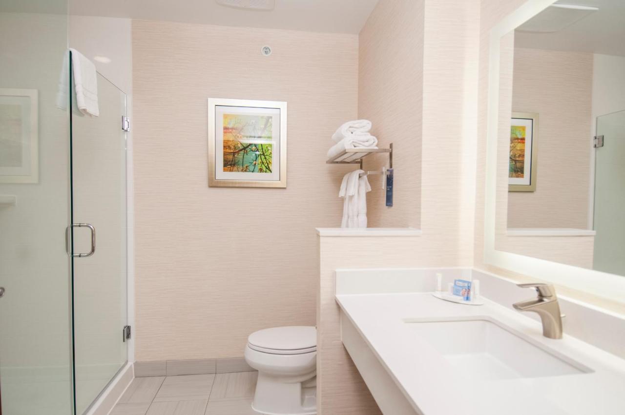 | Fairfield Inn & Suites by Marriott Dallas Plano North