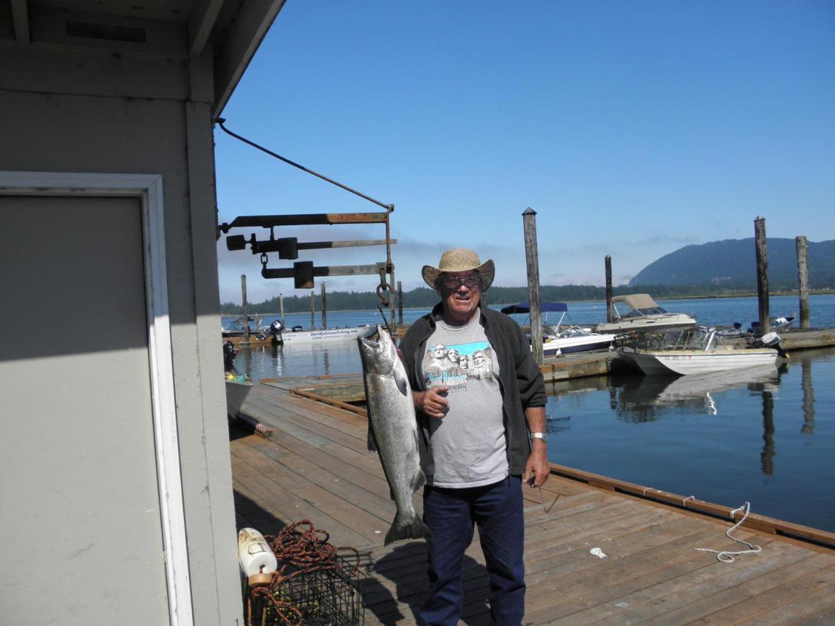 | Paradise Cove RV Resort & Marina