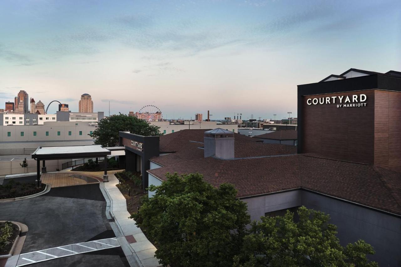| Courtyard by Marriott St. Louis Downtown West