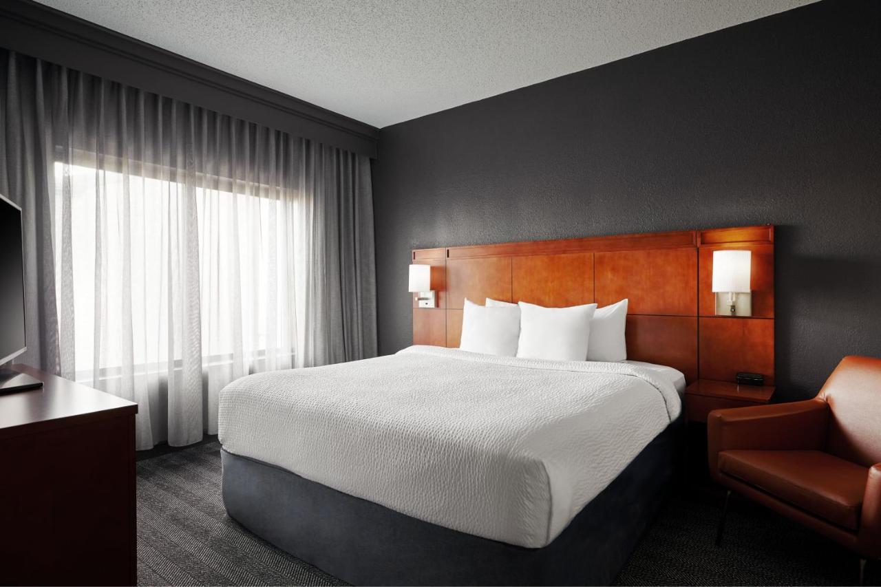  | Courtyard by Marriott St. Louis Downtown West