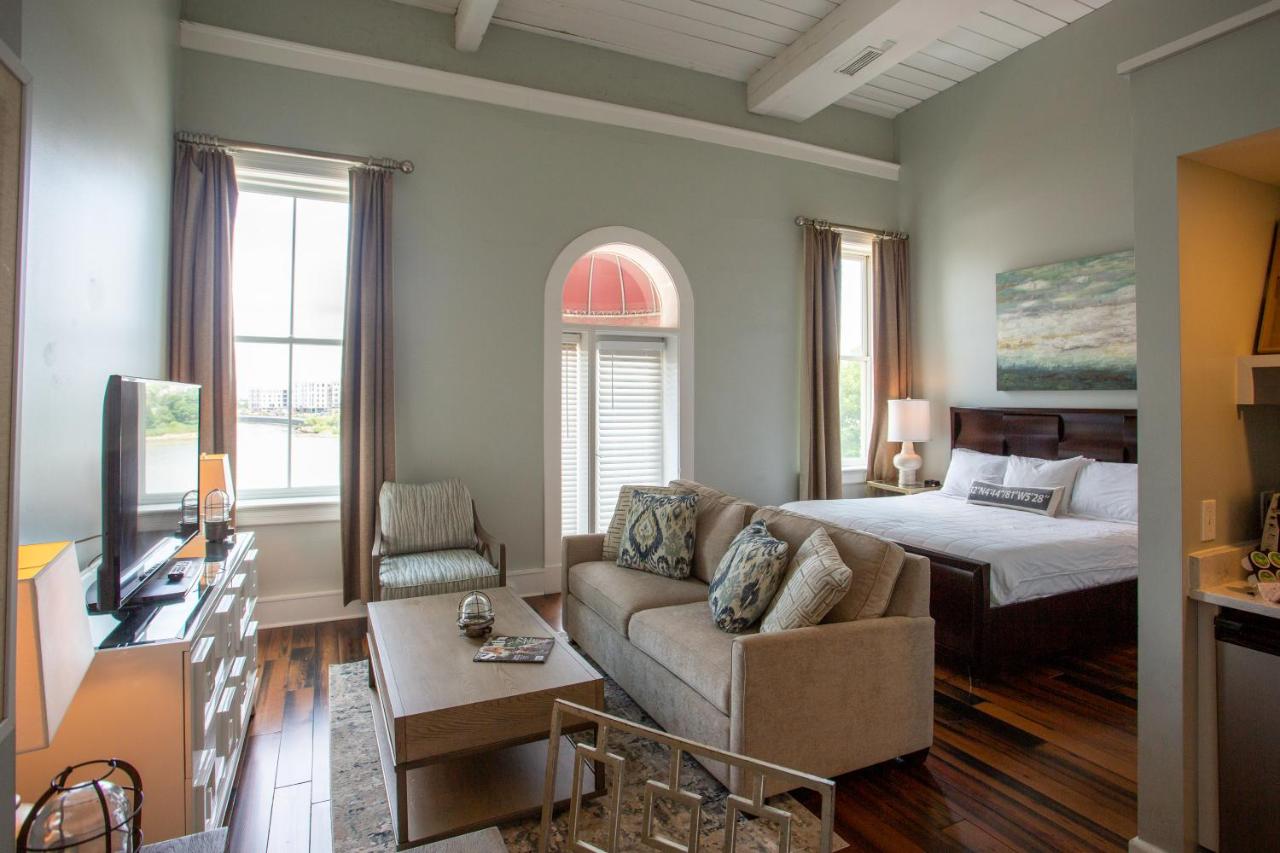 | Olde Harbour Inn, Historic Inns of Savannah Collection