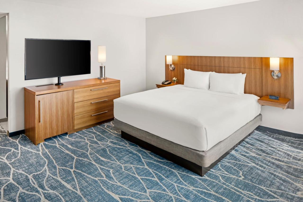 Specialty King Room with Ocean View at Hyatt Place Waikiki Beach