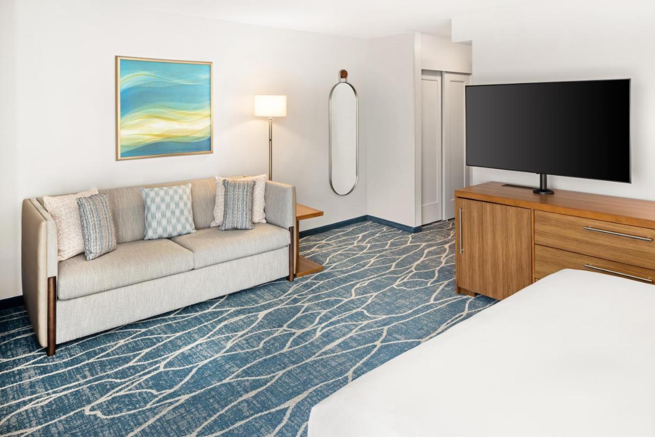 Specialty King Room with Ocean View at Hyatt Place Waikiki Beach