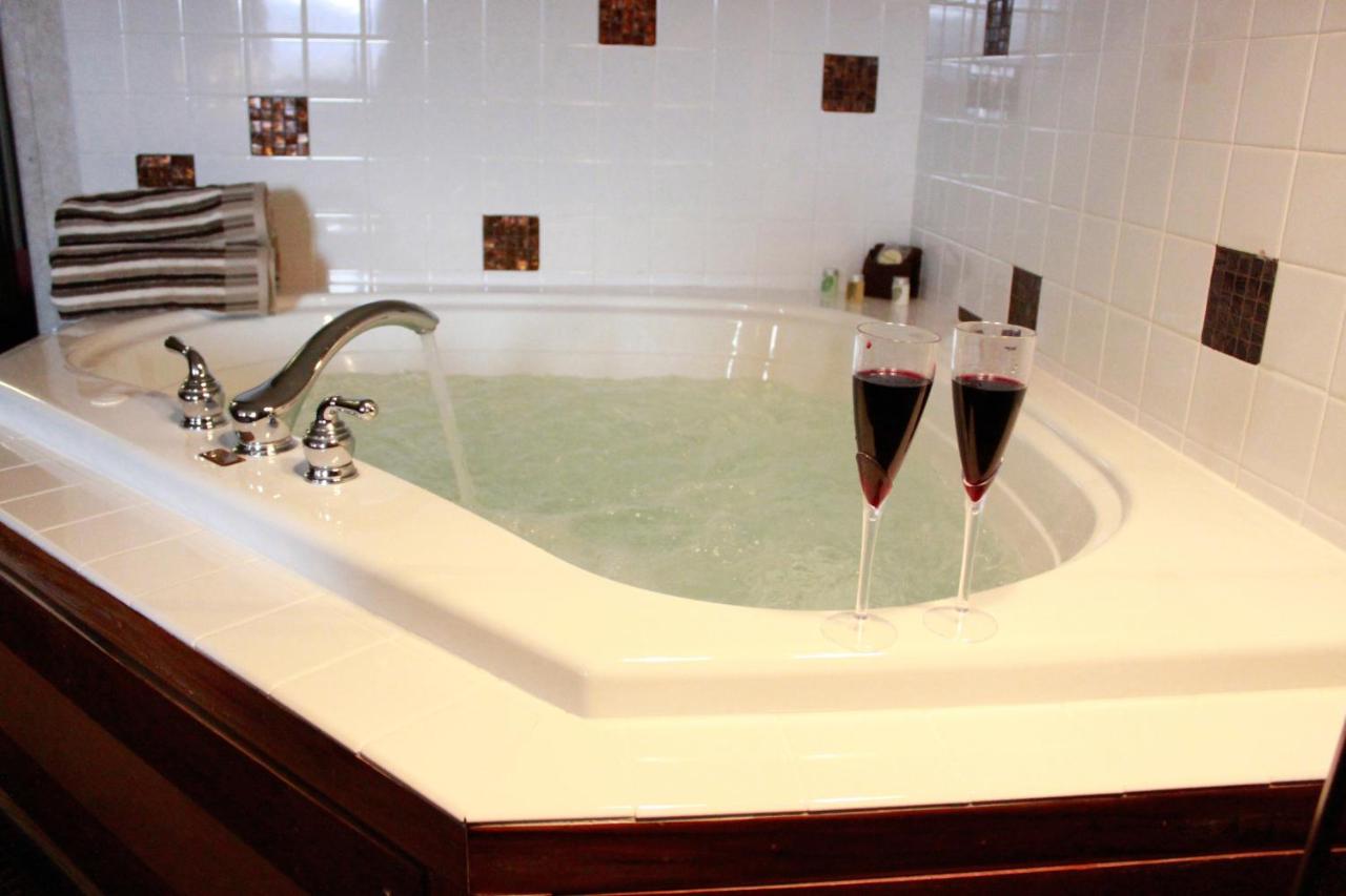 King Suite at Red Sands Hotel & Spa