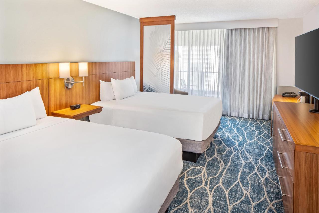 Queen Room with Ocean View at Hyatt Place Waikiki Beach