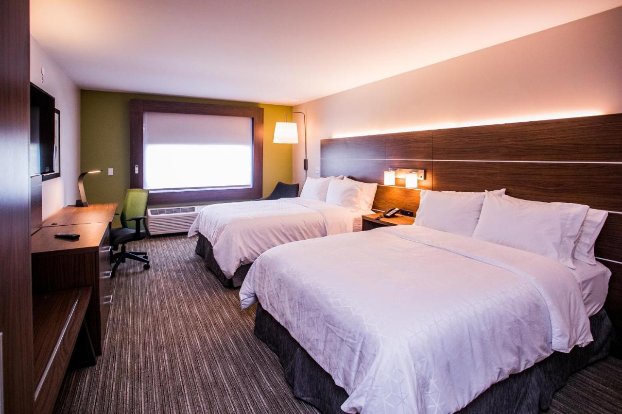 Deluxe Two Beds - Non-Smoking at Holiday Inn Express & Suites Rehoboth Beach by IHG