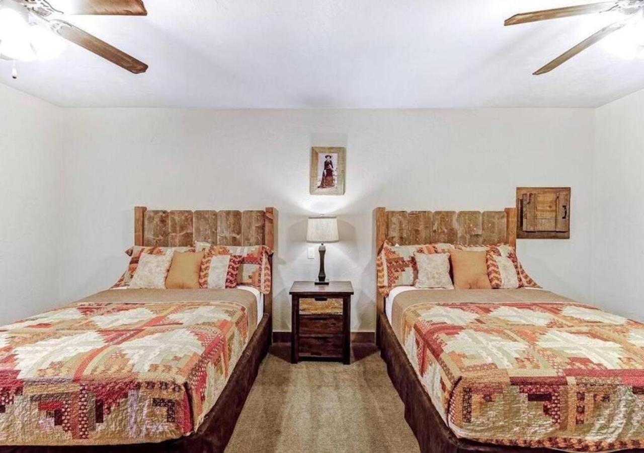 | Badlands Roost: a rustic-modern designed home