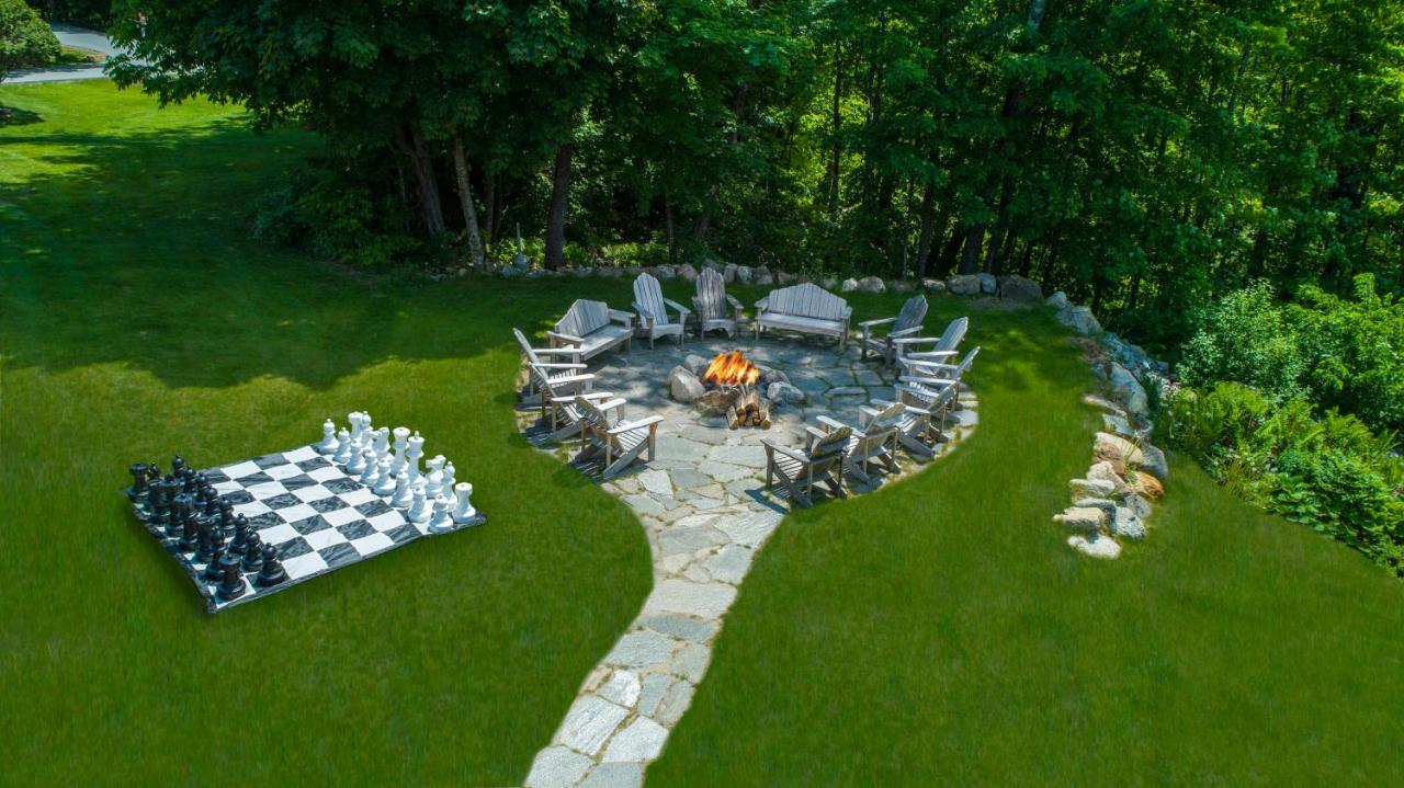 | Christmas Farm Inn and Spa