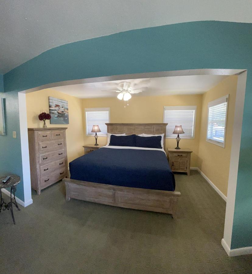 | Hontoon Landing Resort & Marina