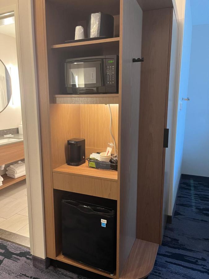 Guest room, 2 Queen at Fairfield Inn & Suites by Marriott Oskaloosa