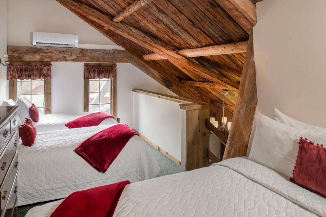 | Christmas Farm Inn and Spa