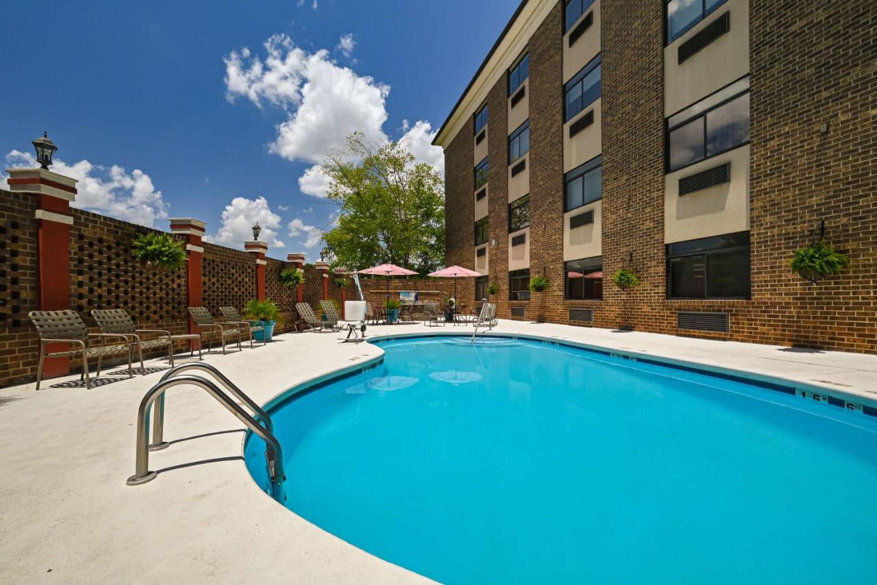 | Best Western Plus Pineville-Charlotte South
