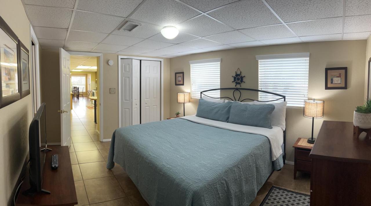 | Hontoon Landing Resort & Marina