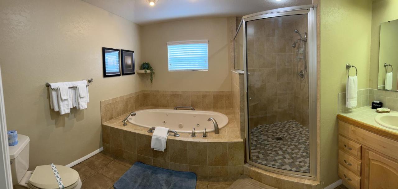 | Hontoon Landing Resort & Marina