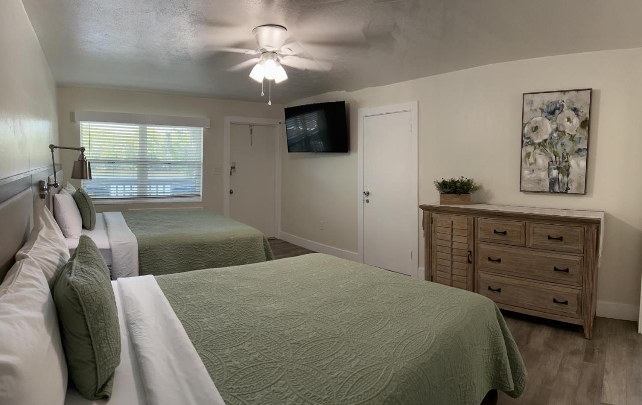 | Hontoon Landing Resort & Marina