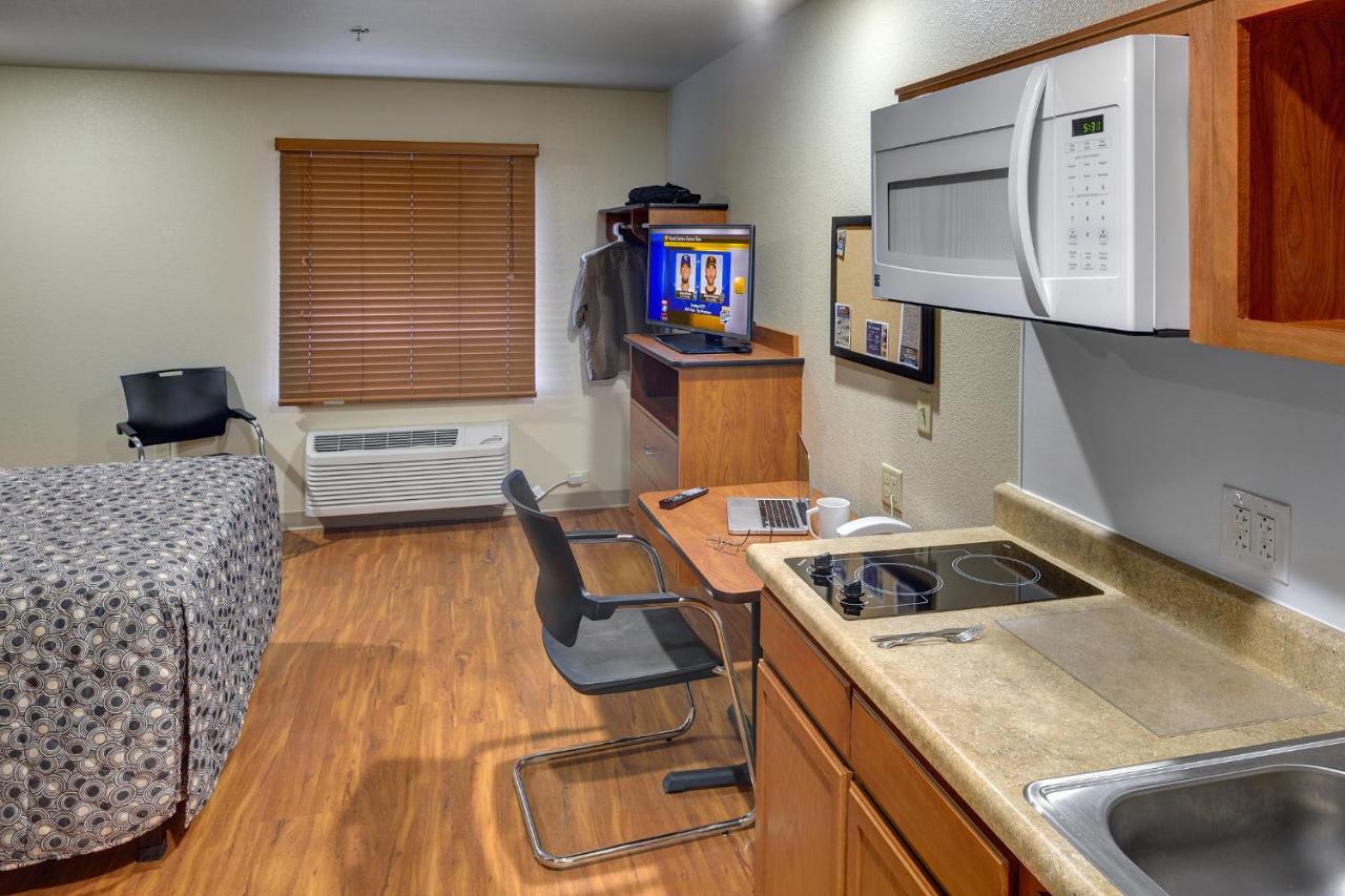  | Extended Stay America Select Suites - Kansas City - Stadium