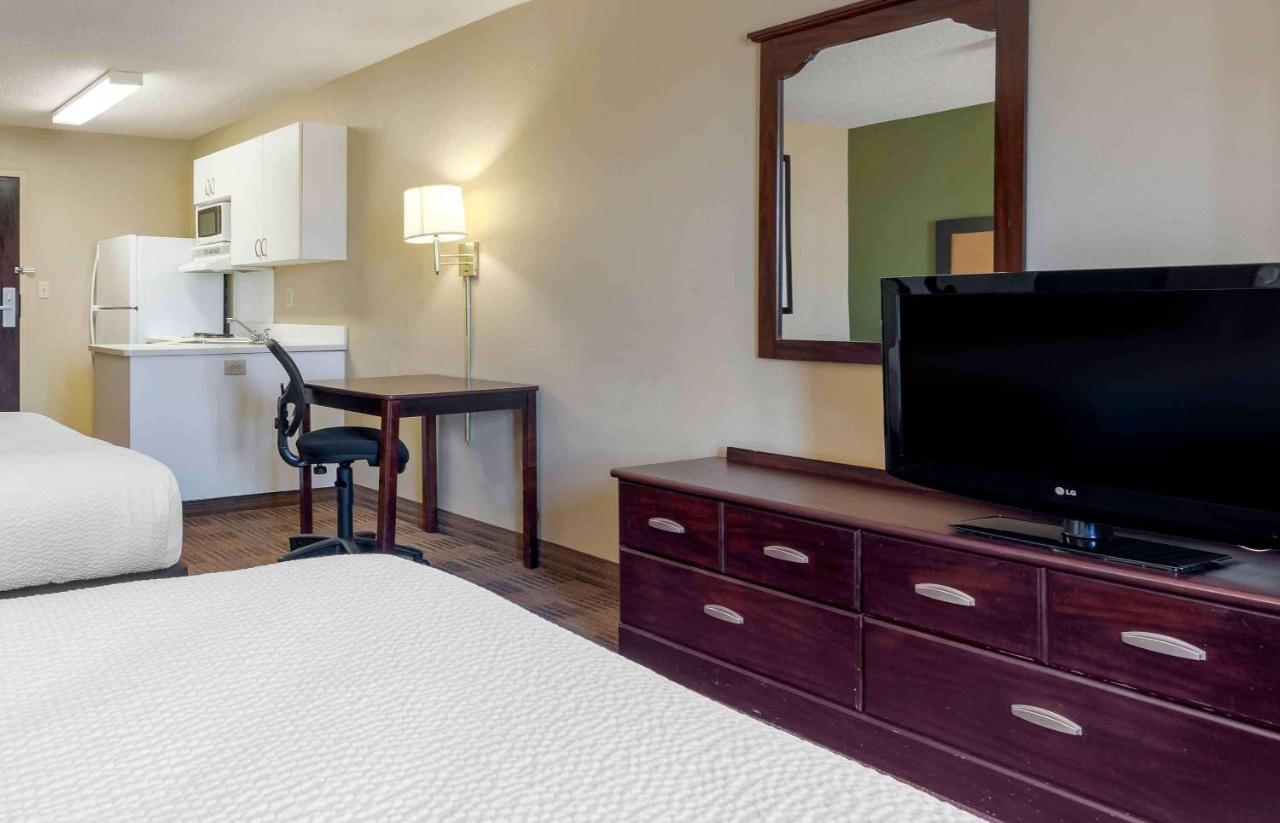 Studio with 2 Double Beds - Non-Smoking at Extended Stay America Suites Dallas Greenville Avenue