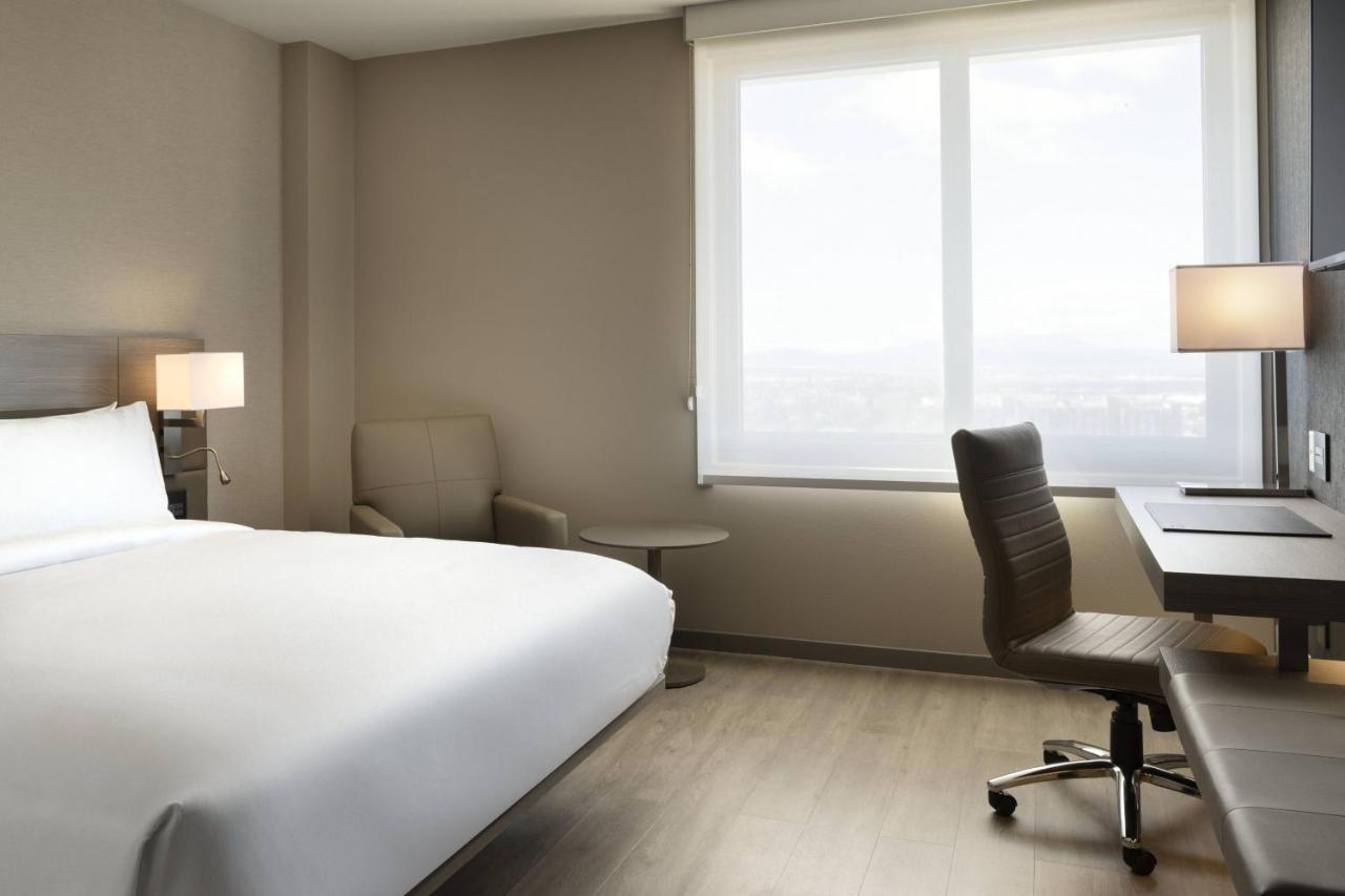 King Room at AC Hotel by Marriott Oakland Downtown