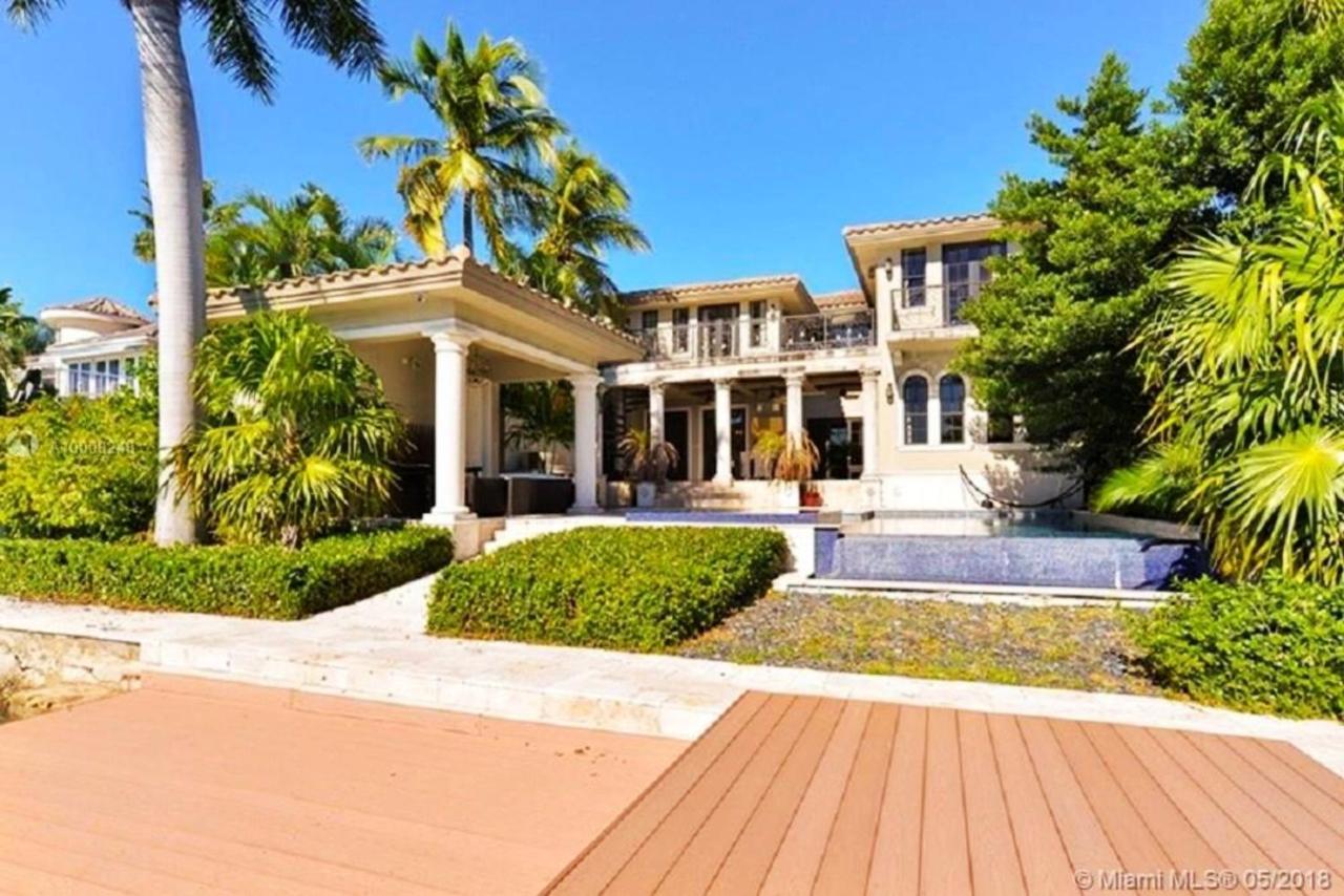  | Villa Ayzal - Luxury waterfront