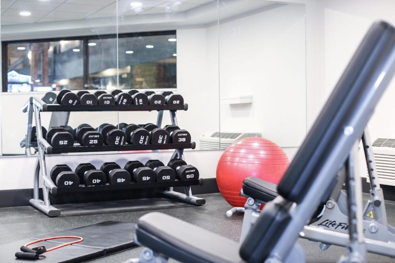 | Holiday Inn & Suites St. Cloud, an IHG Hotel