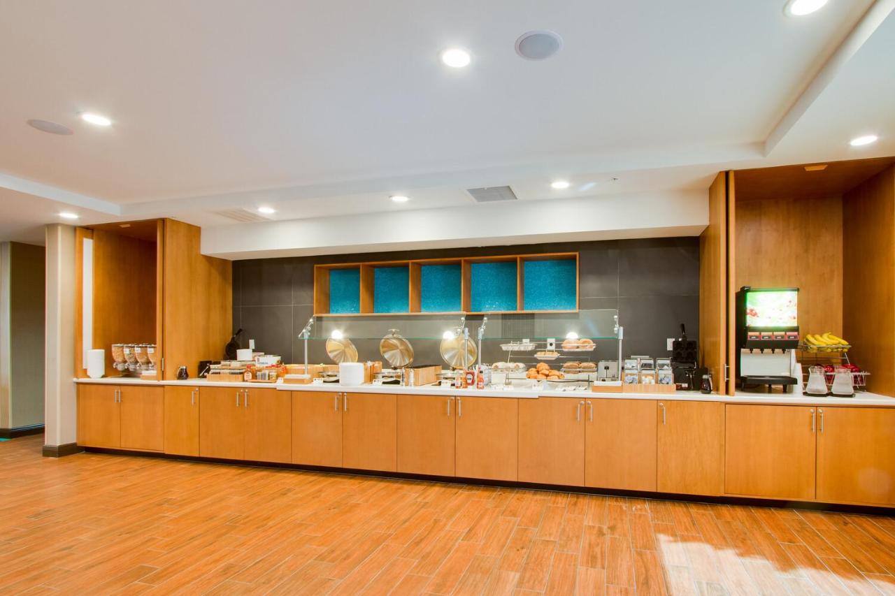 | SpringHill Suites by Marriott Orlando Lake Buena Vista South