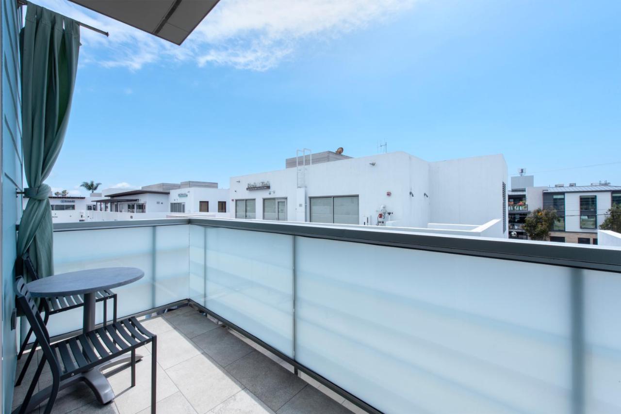 | Shade Hotel Manhattan Beach