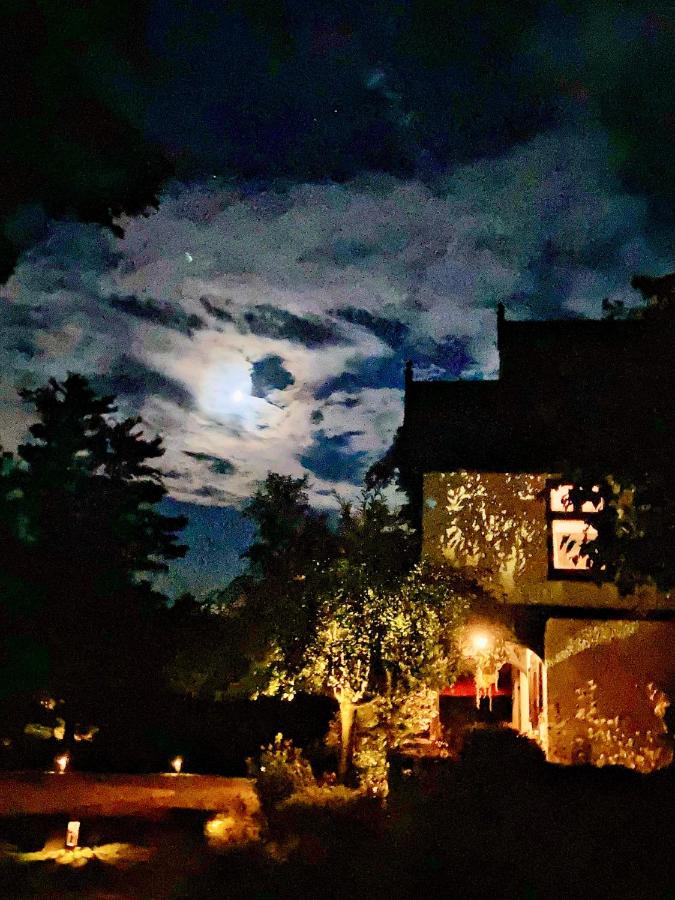  | Manor House Inn