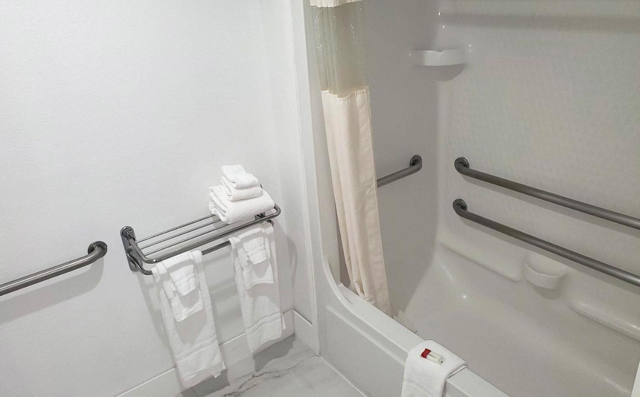 | Coratel Inn & Suites by Jasper New Braunfels