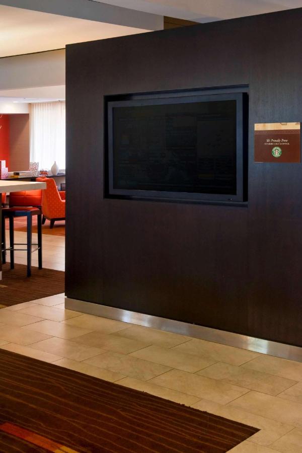 | Sonesta Select Boston Stoughton
