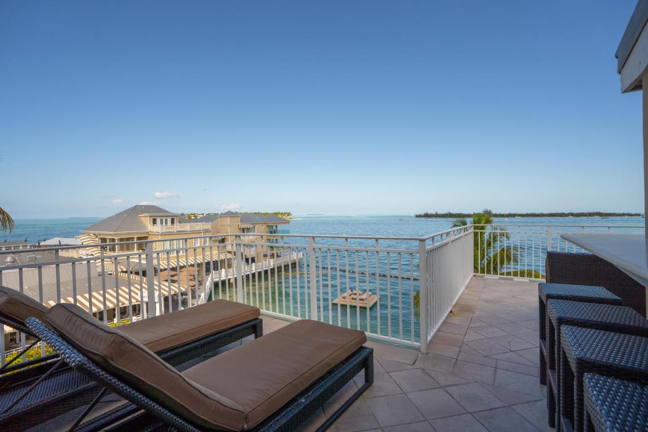 Apartment at Pier House Resort & Spa