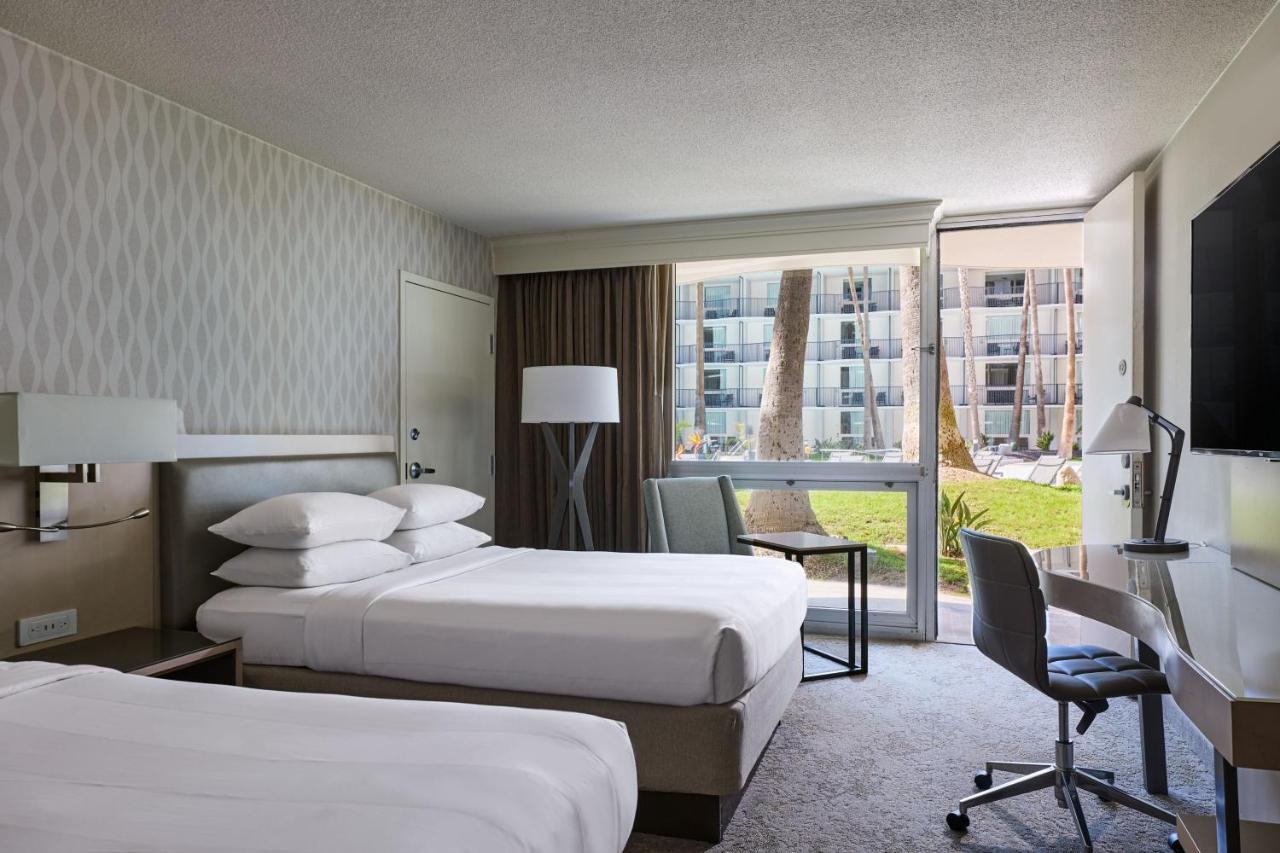 Guest Room with Two Double Beds at Los Angeles Airport Marriott