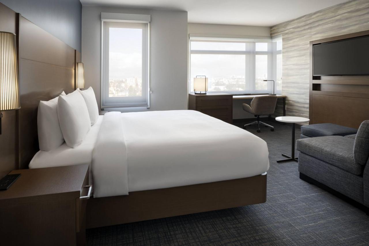 King Studio at Residence Inn by Marriott Oakland Downtown