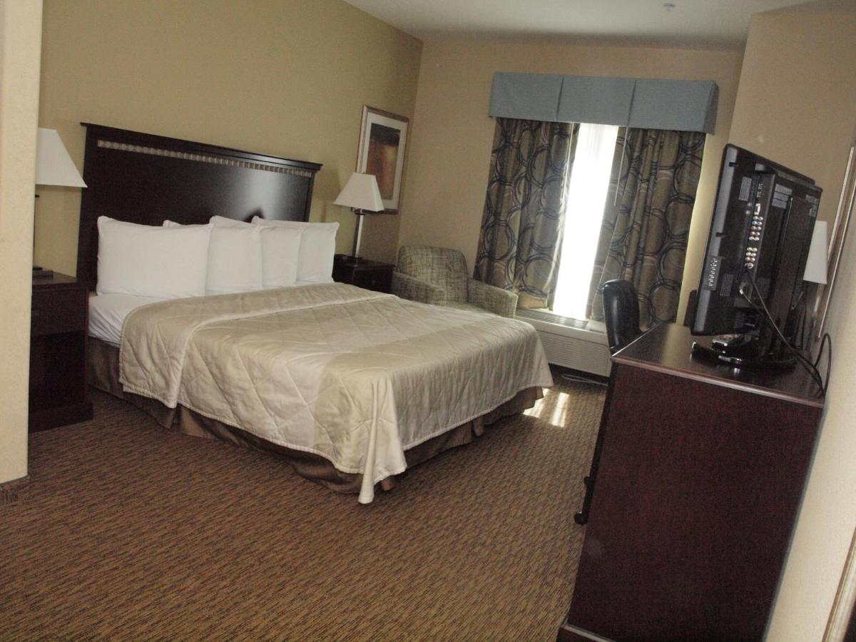 | Magnolia Inn and Suites Pooler