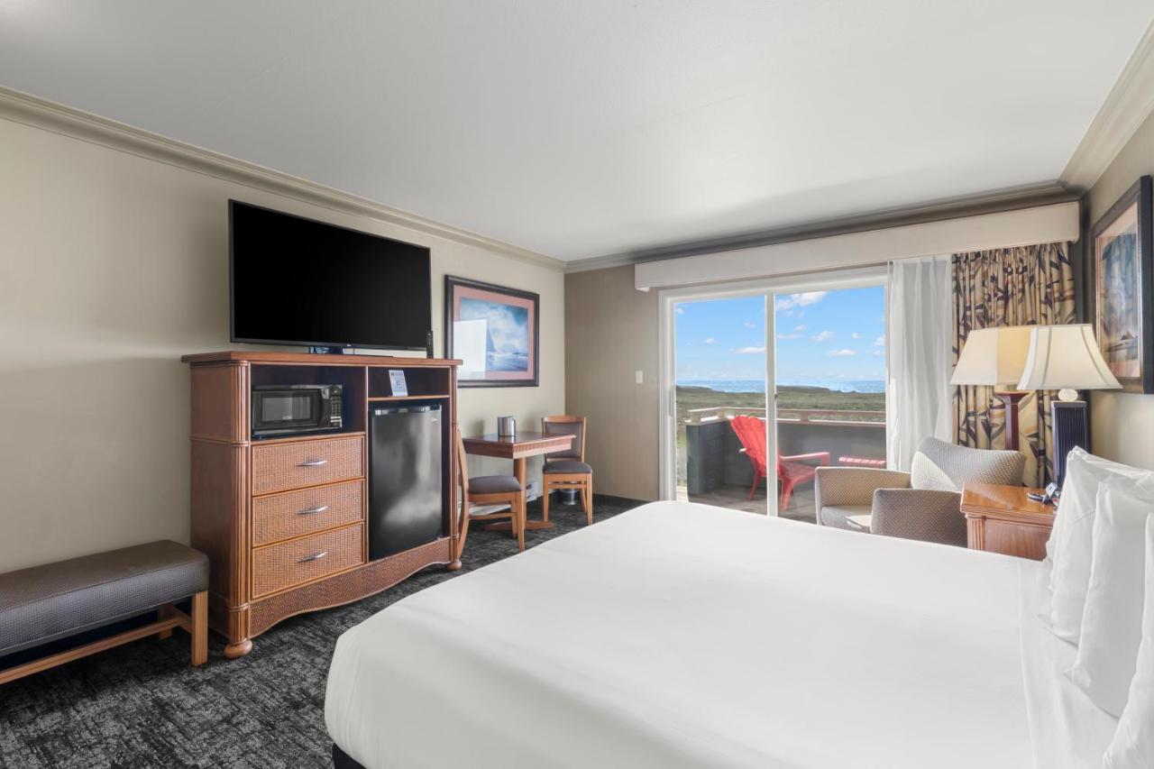  | Surf and Sand Lodge