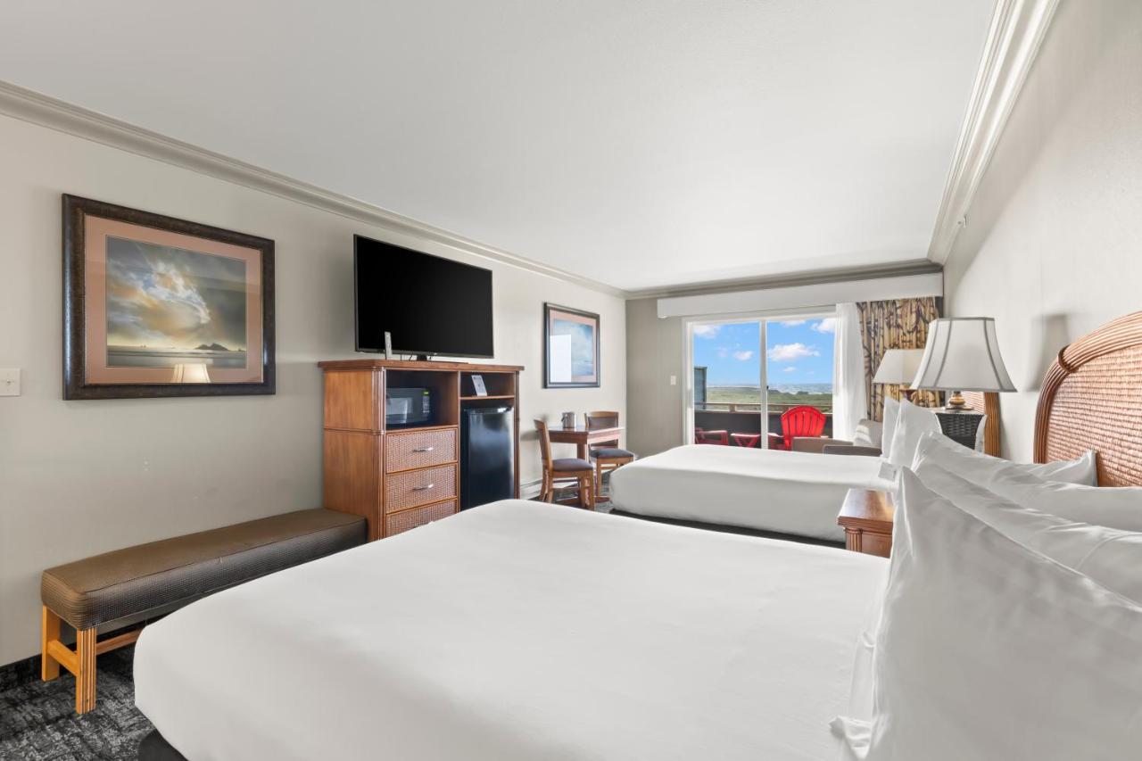  | Surf and Sand Lodge
