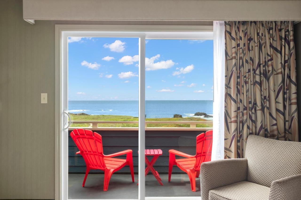 | Surf and Sand Lodge