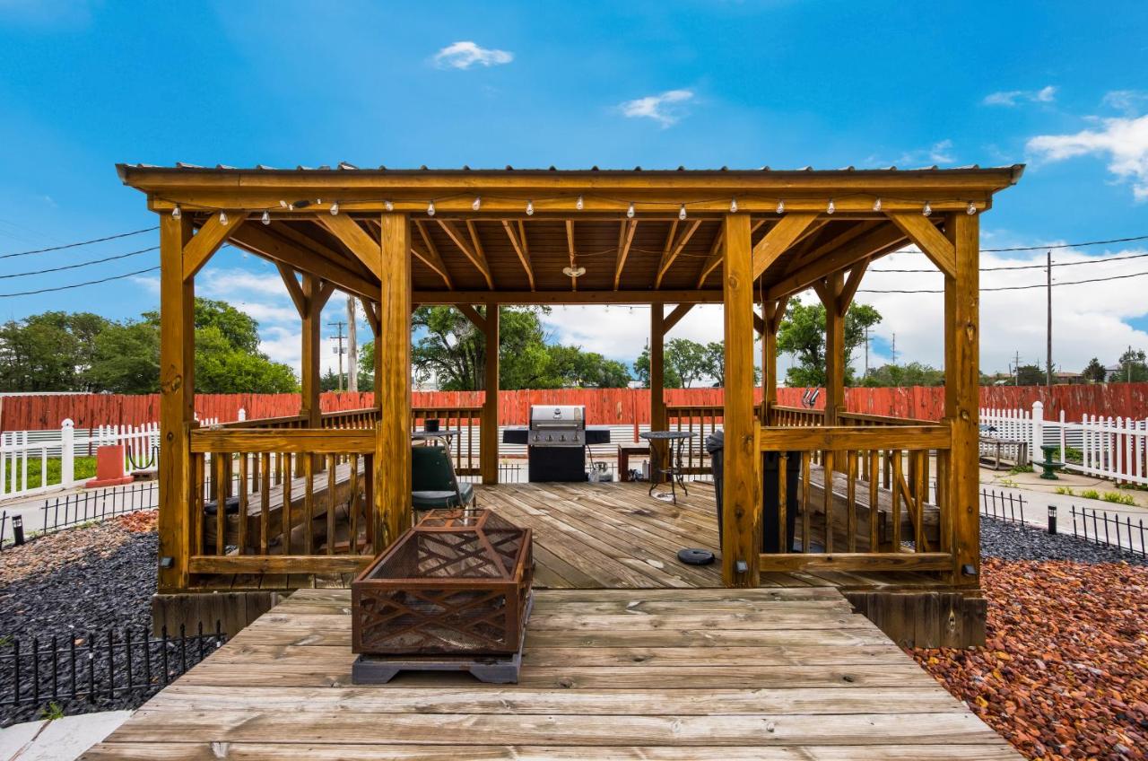 | Knights Inn Oakley